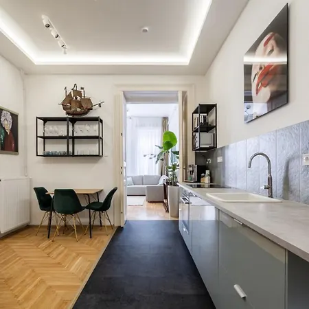 Aviator Luxury Appartement *