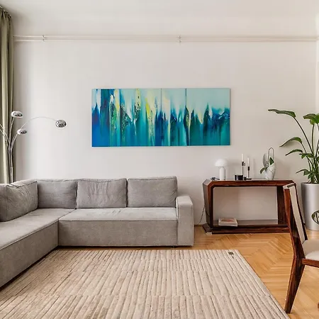 Daire Aviator In The Center *